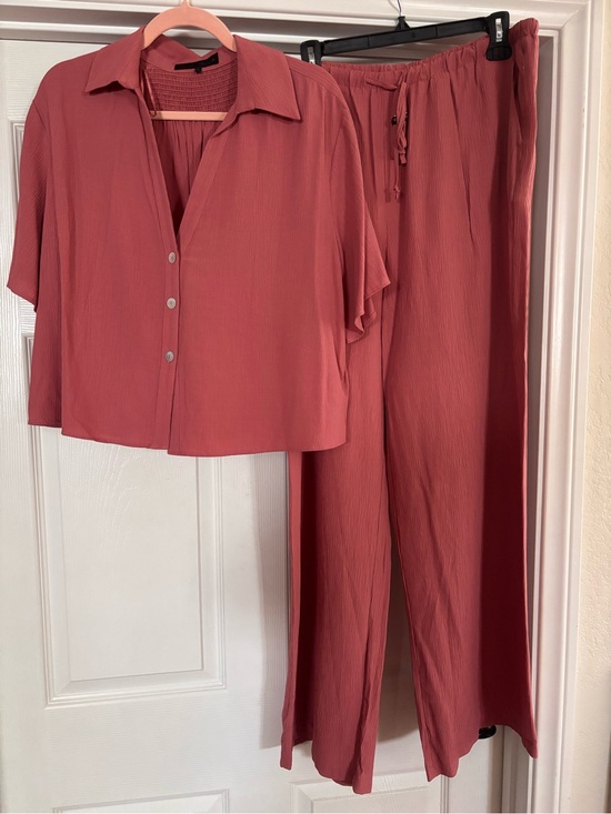 Zara Other - Zara Set - Cropped Top and Wide leg Pants {NWOT}